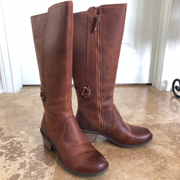 teva foxy boot tall